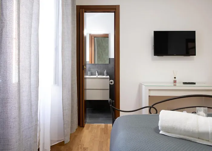 Residenza Lualdi Рим